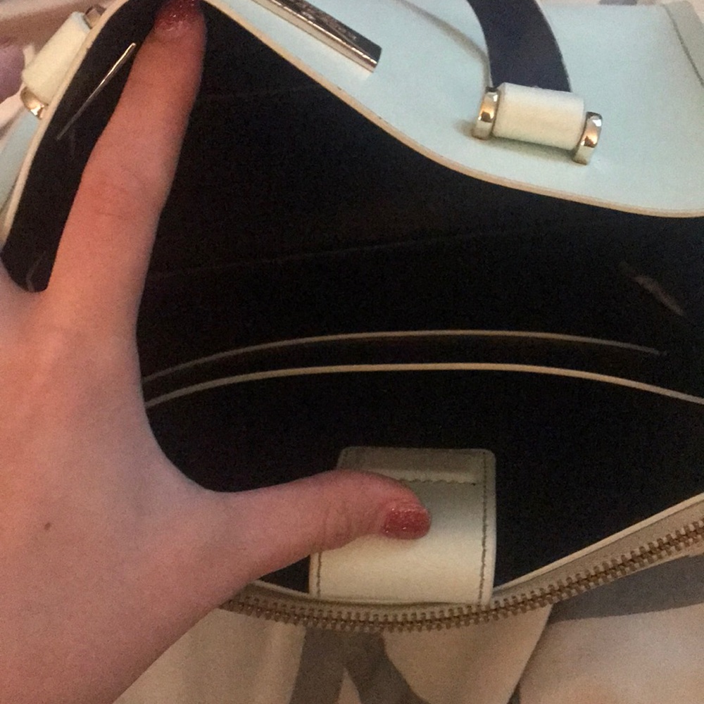 Kate Spade Purse - Picture 3 of 4